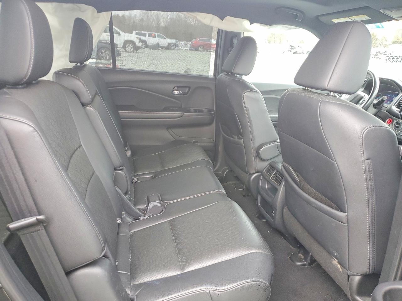 2021 Honda Passport VIN 5FNYF7H50MB009430 photo 11