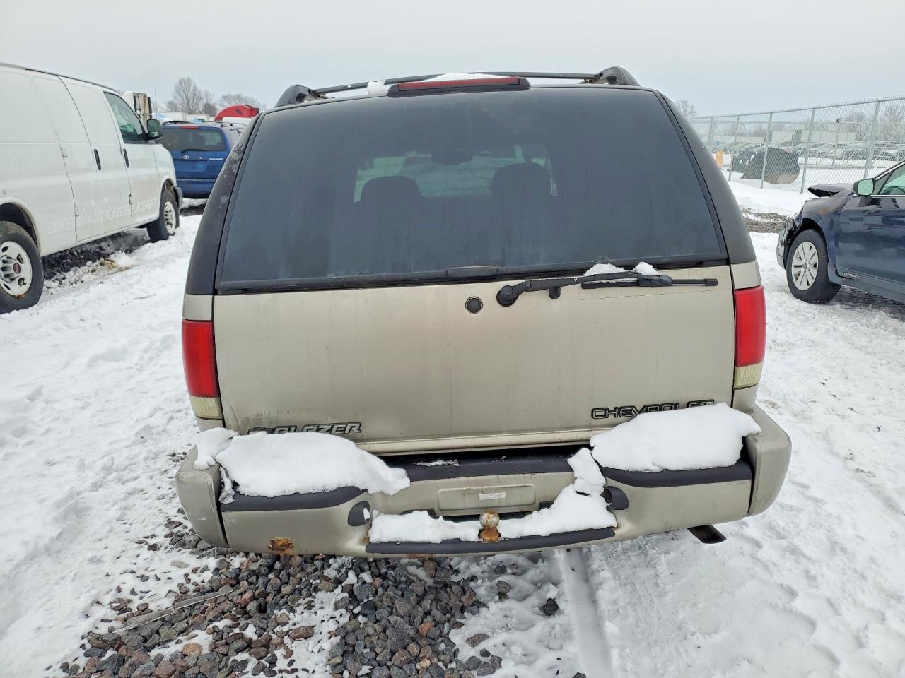 2001 CHEV Blazer VIN 1GNDT13W01K232576 photo 6