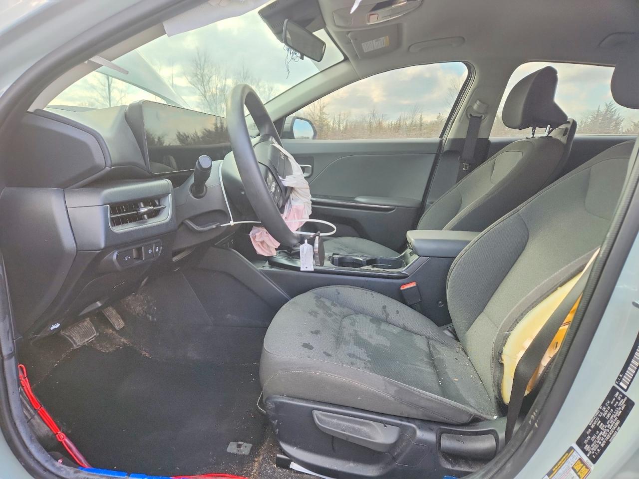 2025 Kia All other VIN 3KPFT4DE4SE042860 photo 7