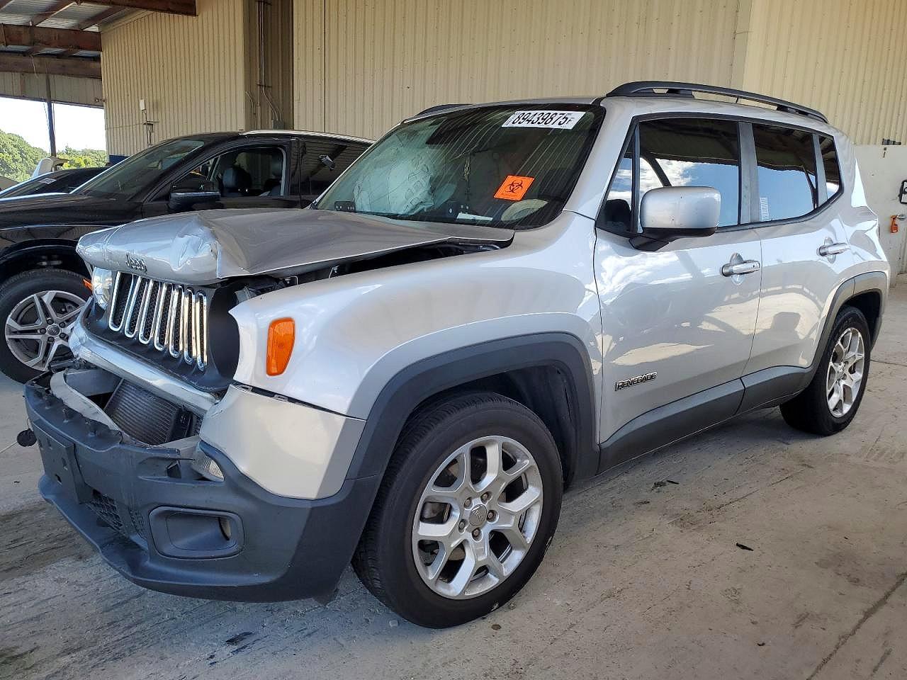 2017 Jeep Renegade VIN ZACCJABB3HPG37775 photo 1