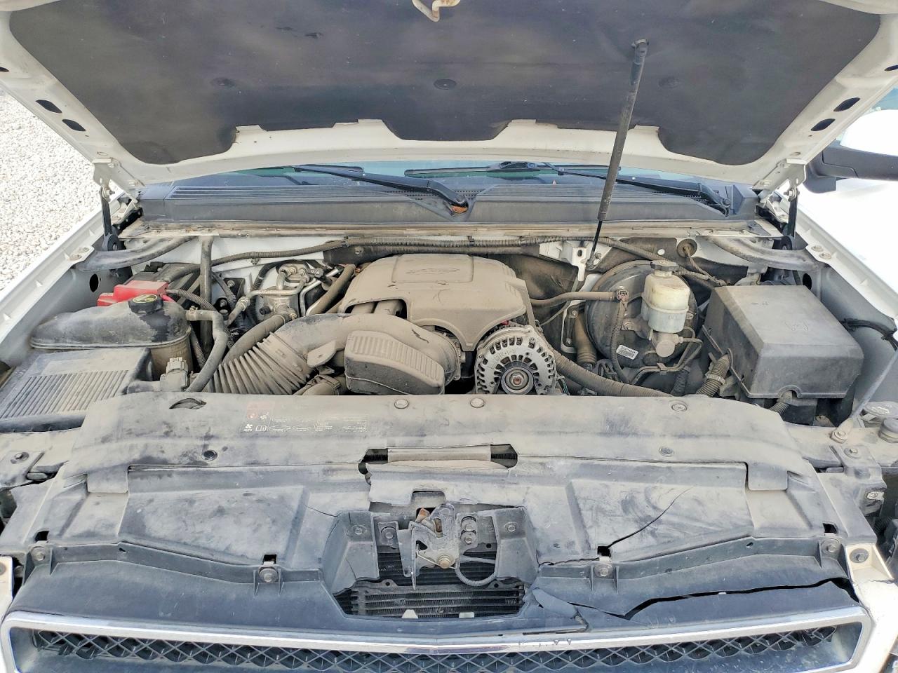 2014 Chevrolet Suburban VIN 1GNSCHE09ER136600 photo 12