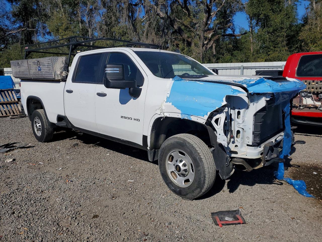 2024 Chevy Silverado VIN 1GC4WLE74RF260547 photo 4