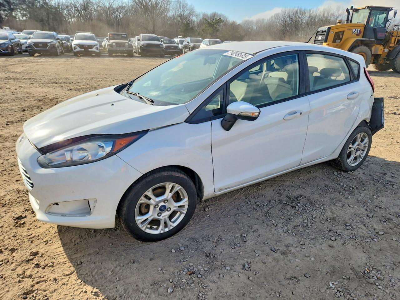 2014 Ford Fiesta VIN 3FADP4EJ6EM212840 photo 1