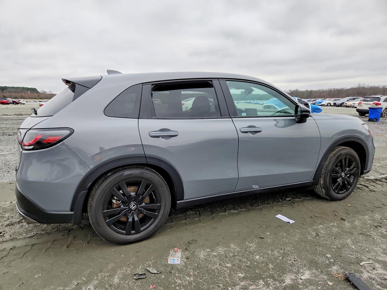 2026 Honda Hr-v VIN 3CZRZ2H50TM722511 photo 3