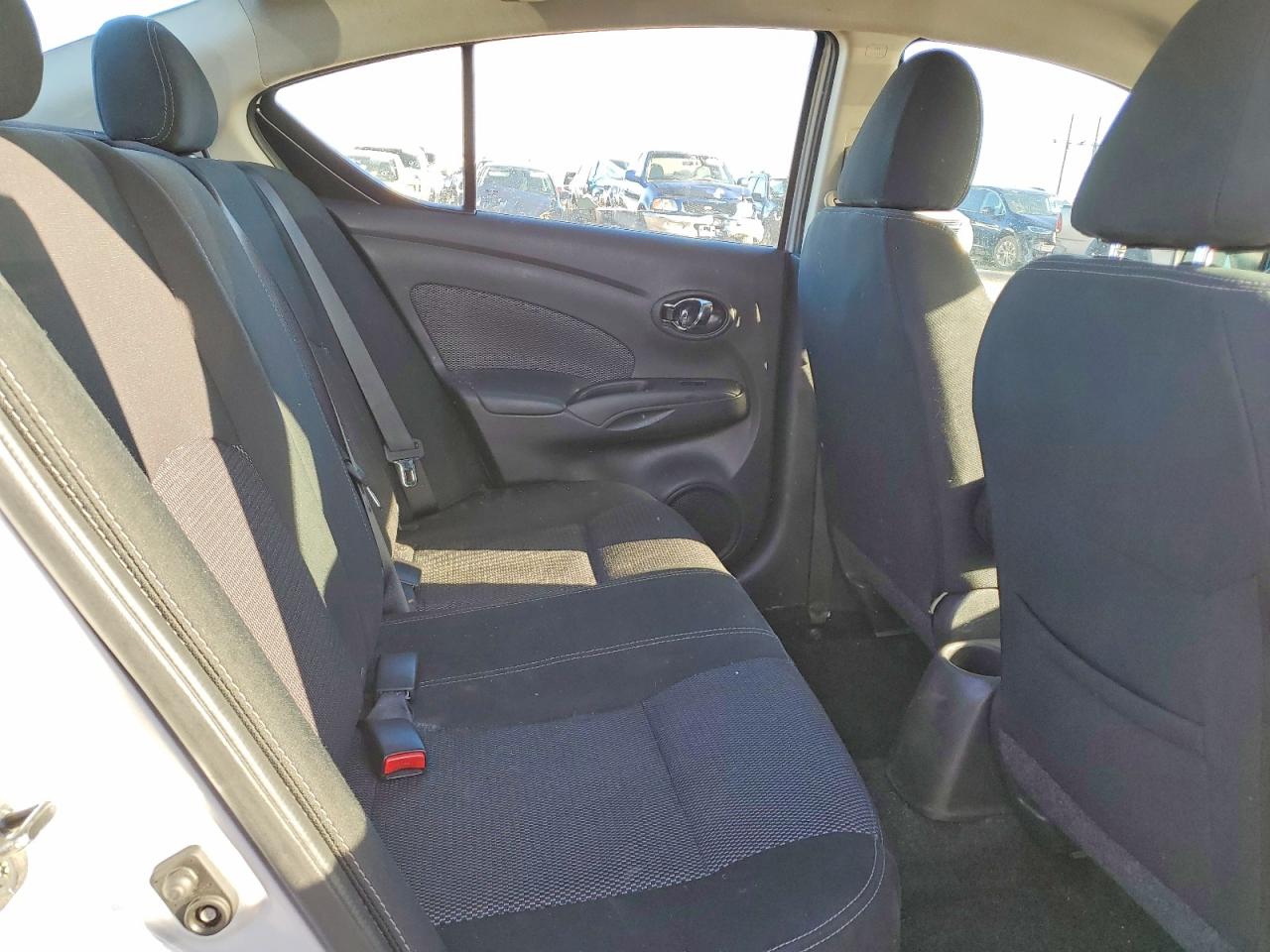 2019 Nissan Versa VIN 3N1CN7AP0KL862520 photo 10