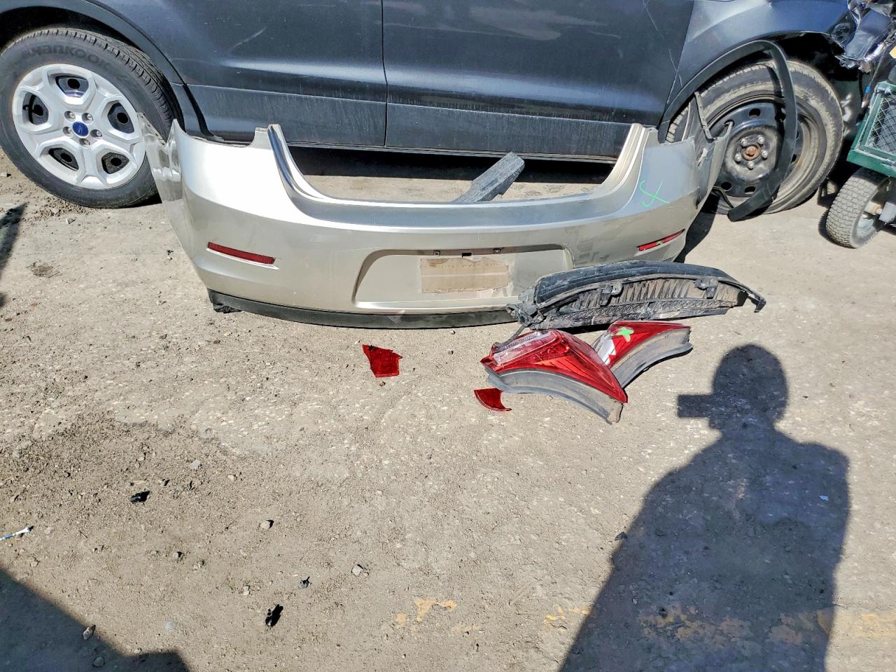 2015 Chev Malibu VIN 1G11B5SL6FF142077 photo 12