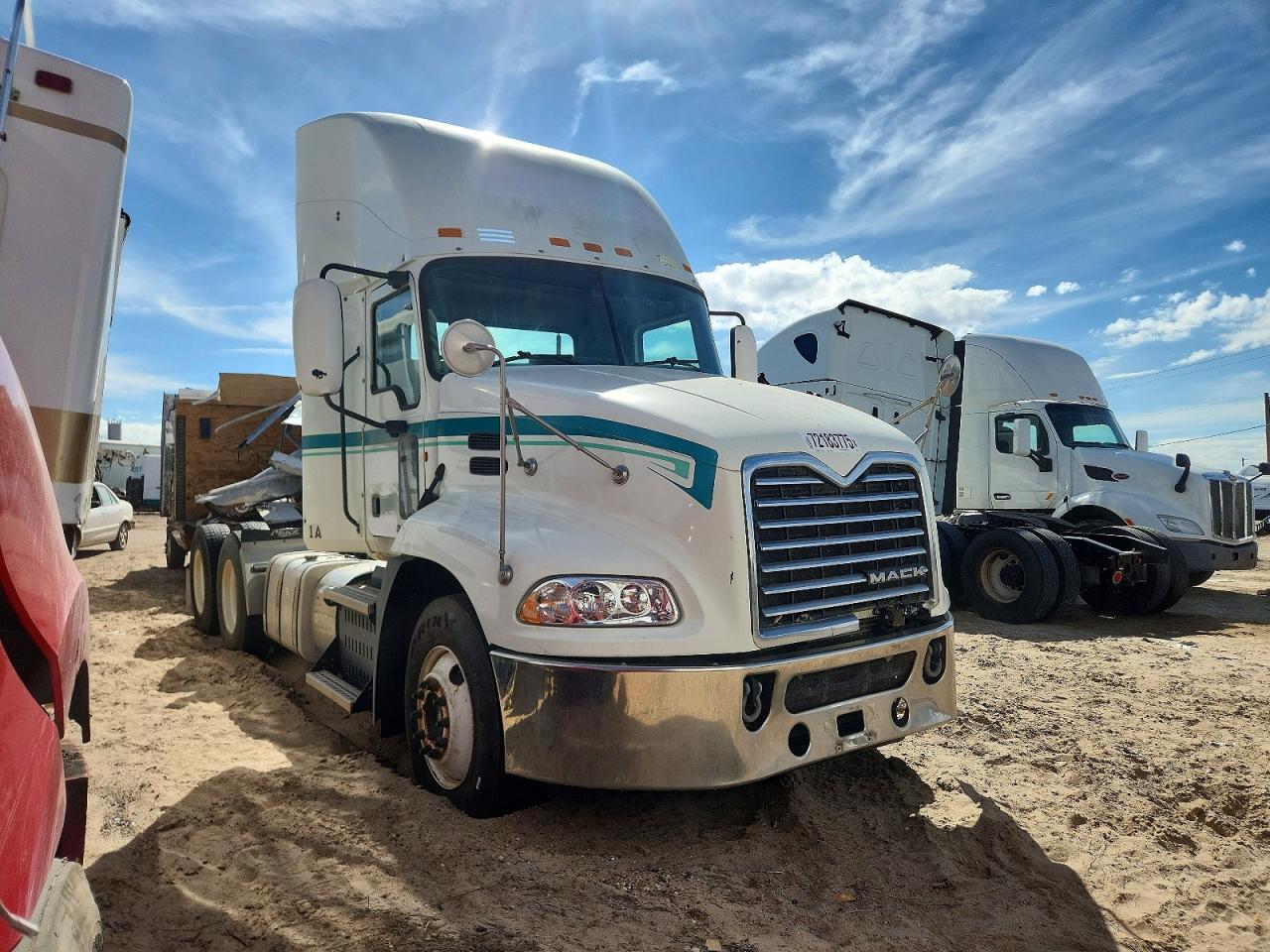 2014 MACK Cxu613 VIN 1M1AW02Y4EM041012 photo 1