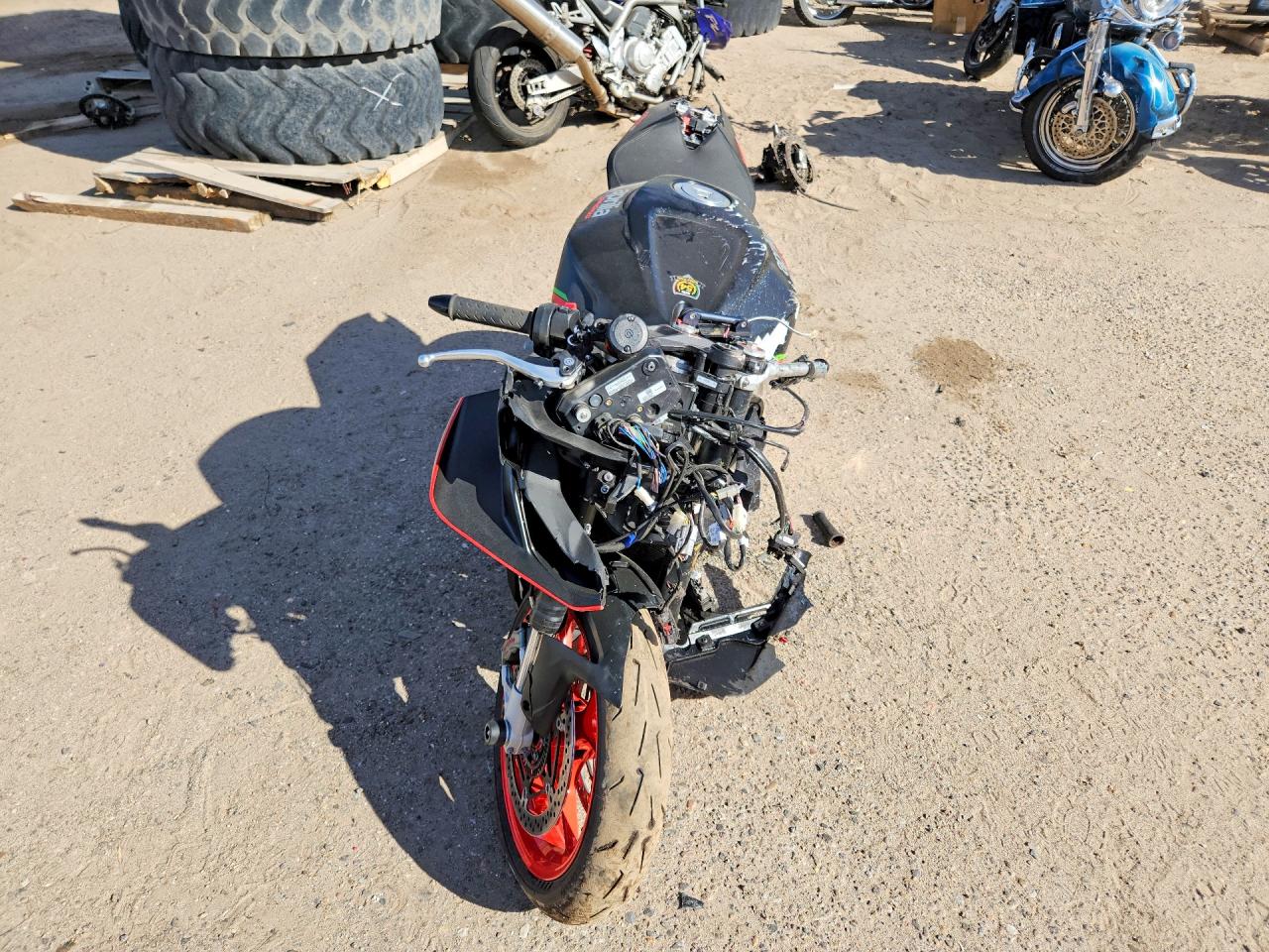 2024 Aprilia Motorcycle VIN ZD4KYUA00RS001081 photo 2