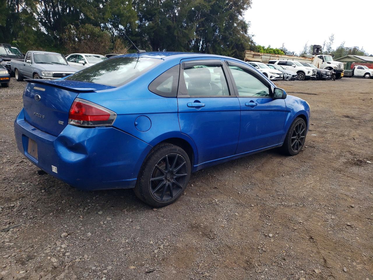 2010 Ford Focus VIN 1FAHP3GN2AW164856 photo 3