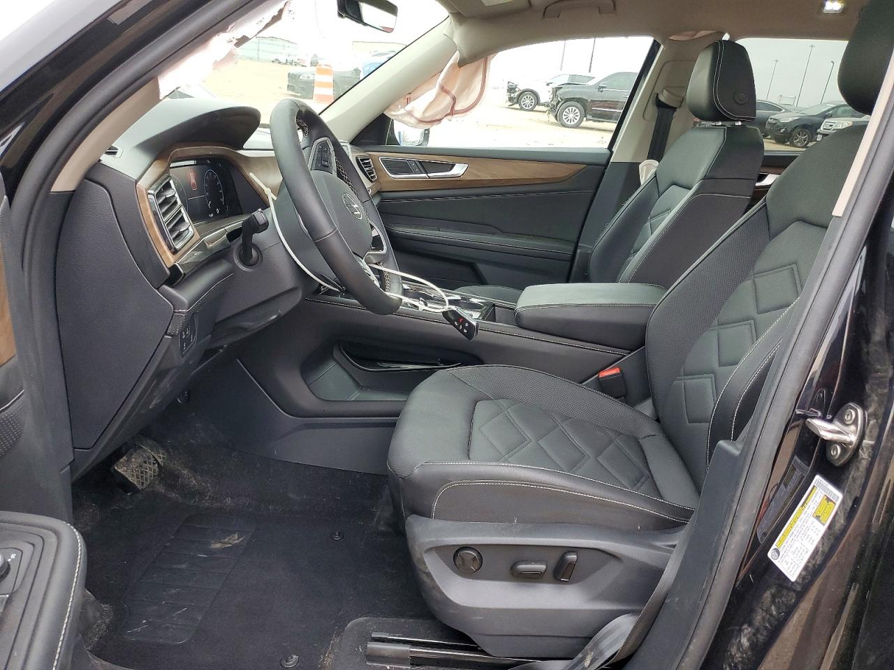 2025 Volkswagen Atlas VIN 1V2KR2CA9SC527744 photo 7