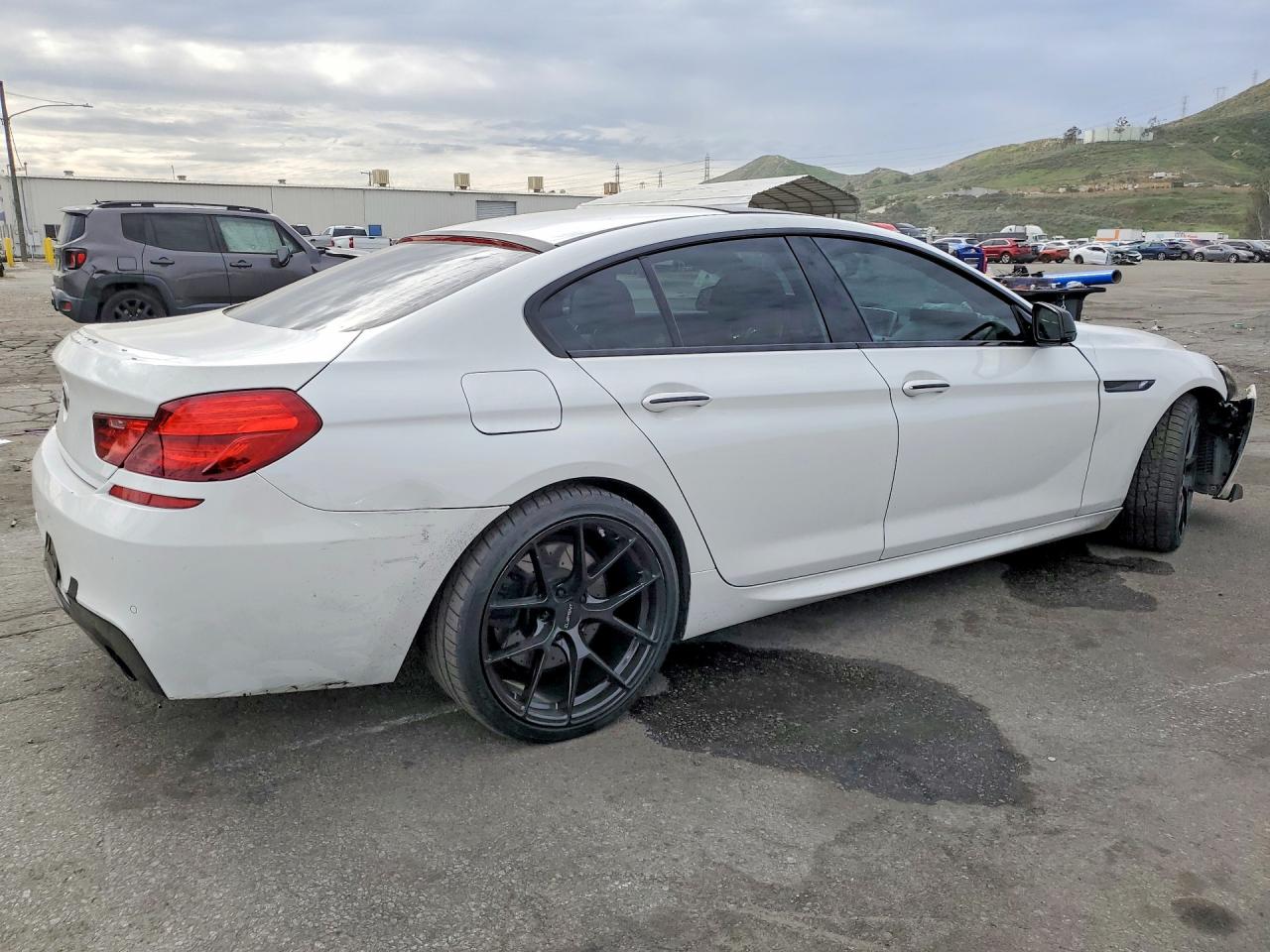 2015 BMW 6 series VIN WBA6A0C50FD318018 photo 3