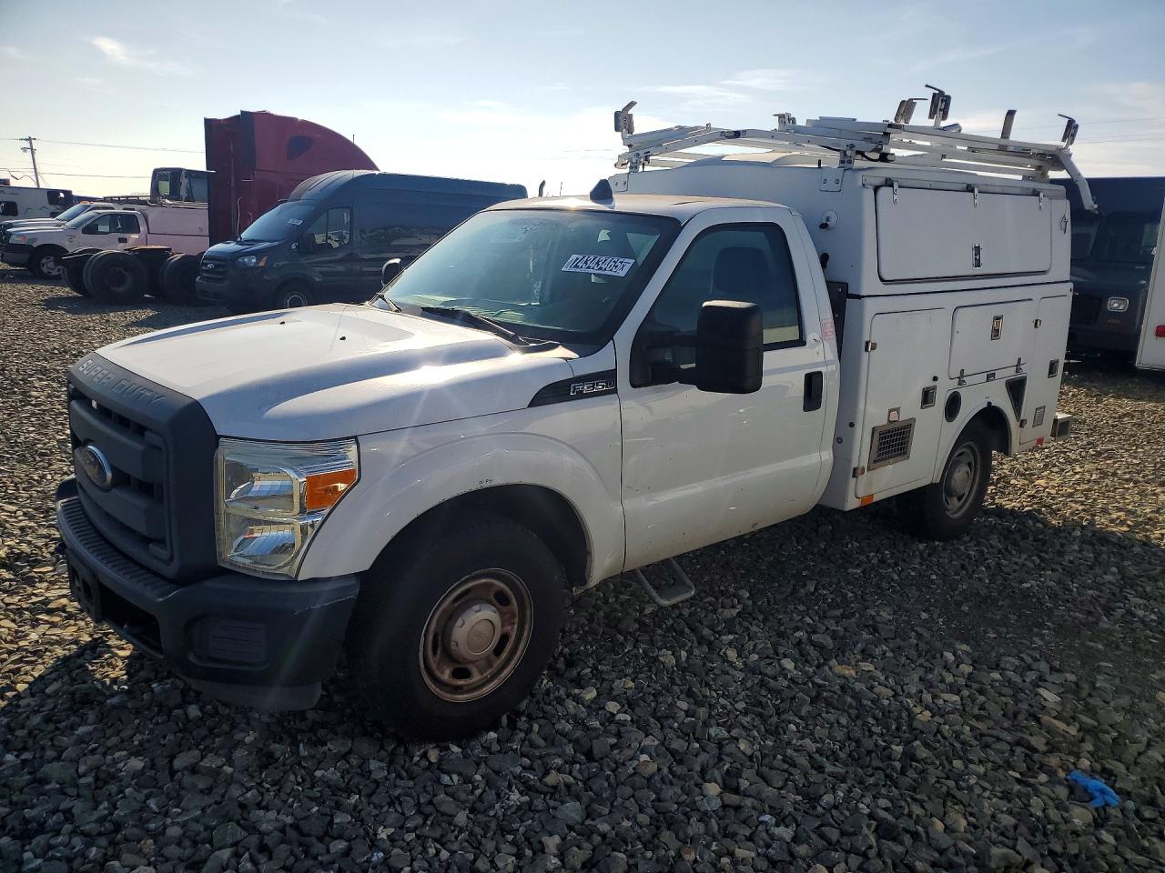 2013 Ford F350 VIN 1FDRF3A65DEB92661 photo 1