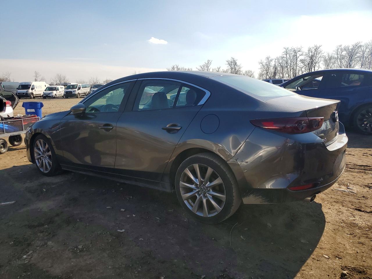 2020 Mazda 3 VIN 3MZBPACL6LM133442 photo 2