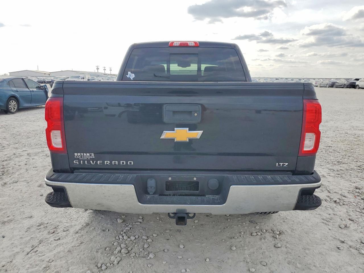 2017 Chev Silverado VIN 3GCUKSEC1HG407696 photo 6