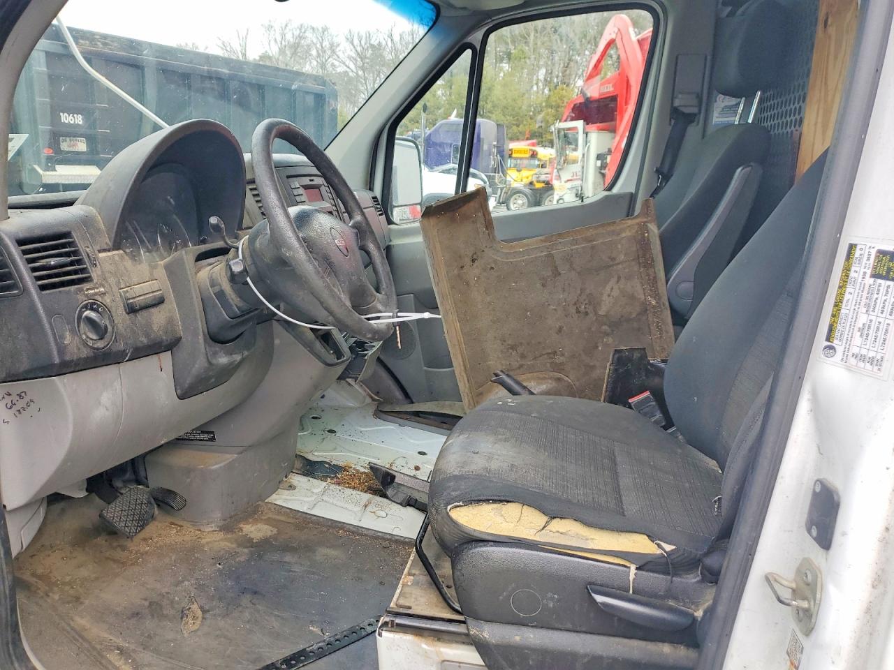 2017 FREIGHTLINER Sprinter VIN WDYPE7CD1HP514759 photo 7