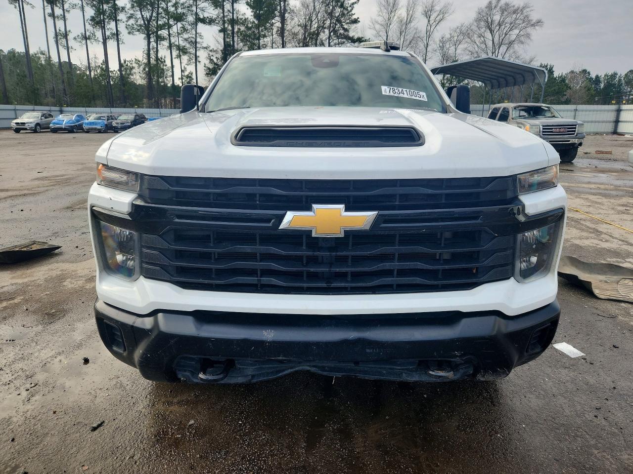 2024 Chevrolet All models VIN 1GC4YLE74RF257710 photo 5