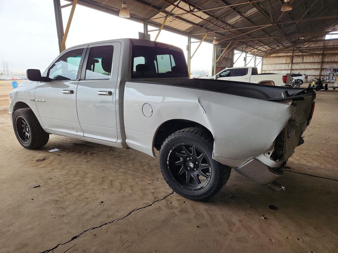 2010 Dodge All models VIN 1D7RB1GT0AS204333 photo 2