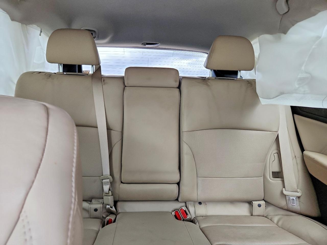 2019 Subaru Outback VIN 4S4BSANC9K3328185 photo 10
