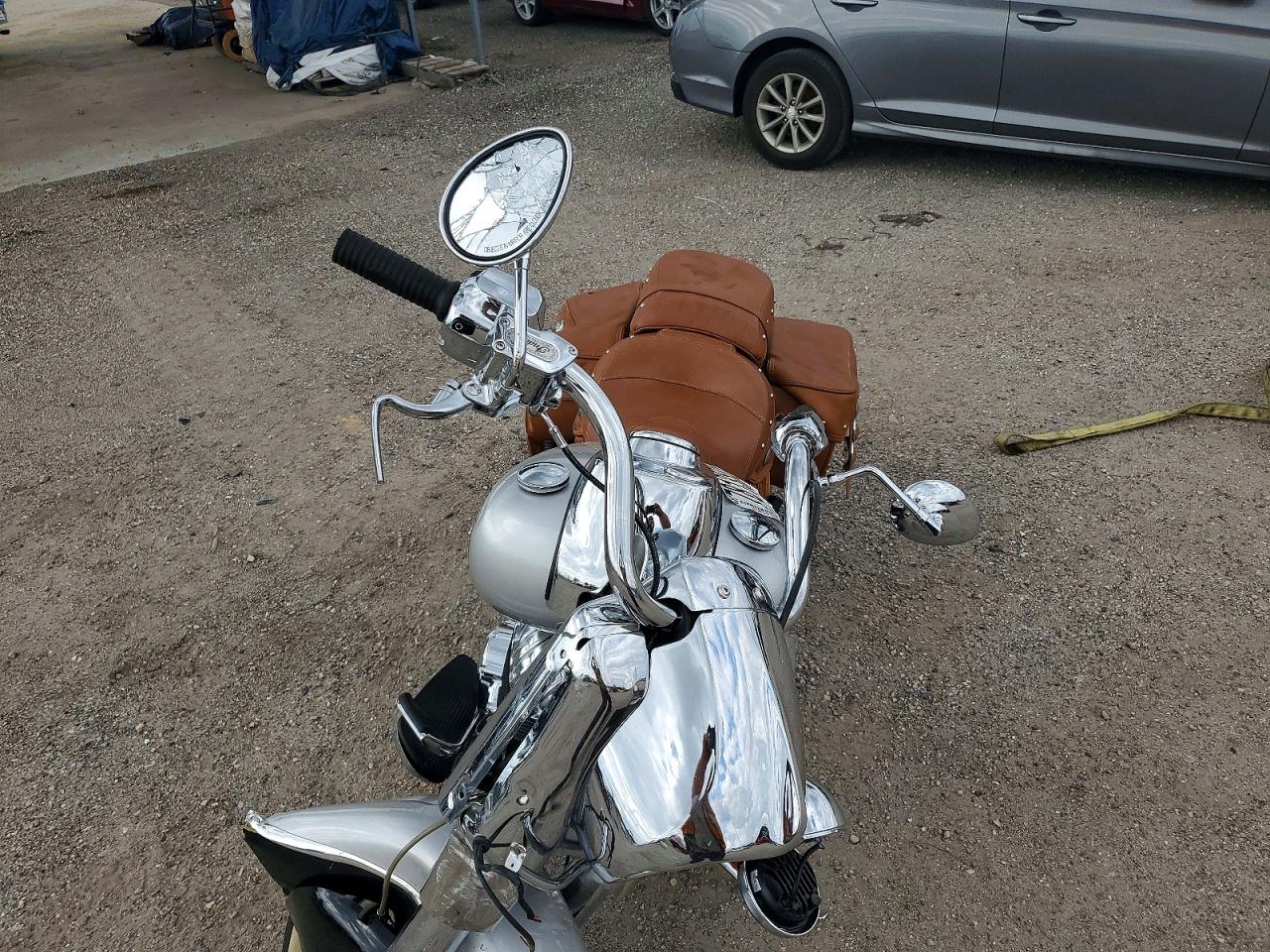 2016 Indian Motorcycle VIN 56KCCVAA6G3340572 photo 5
