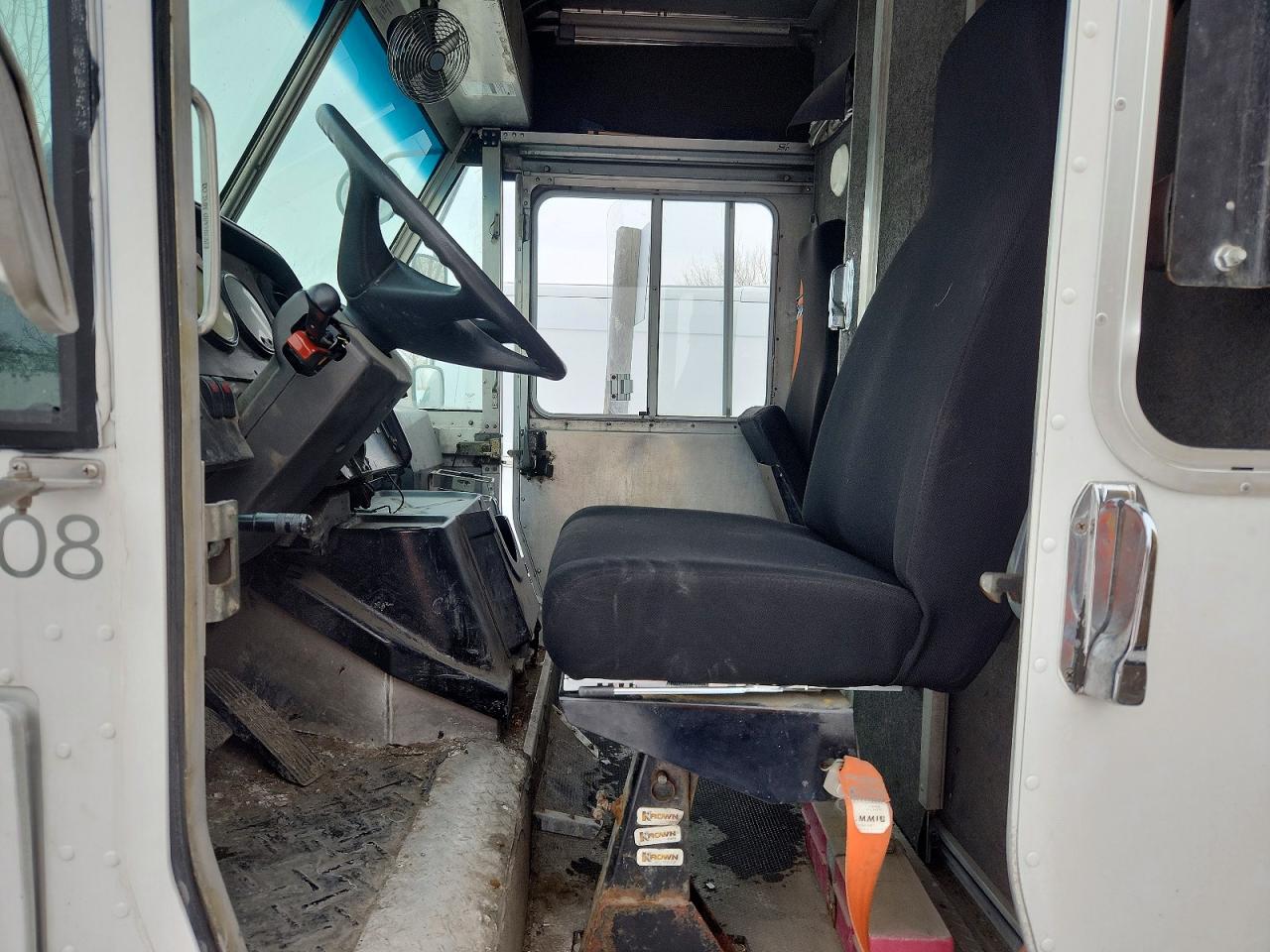 2004 FREIGHTLINER All other VIN 4UZAANBWX4CM71461 photo 7