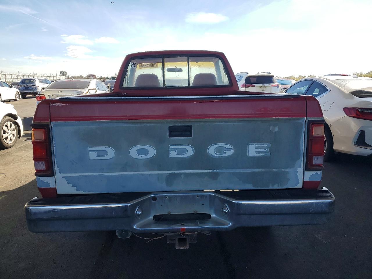 1991 DODGE All models VIN 1B7GG26Y2MS367429 photo 6
