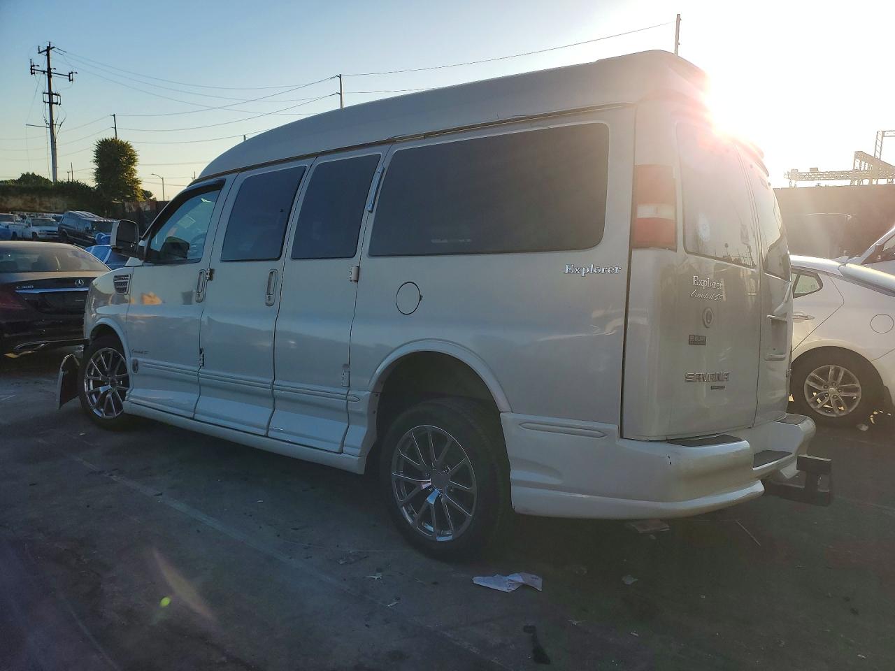 2012 GMC Savana VIN 1GDS7DC47C1146190 photo 2