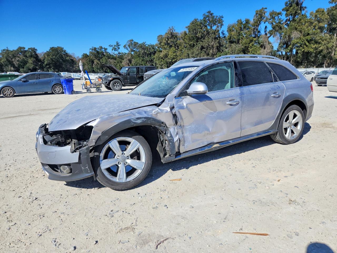 2016 Audi A4 allroad VIN WA1UFAFL6GA000445 photo 1
