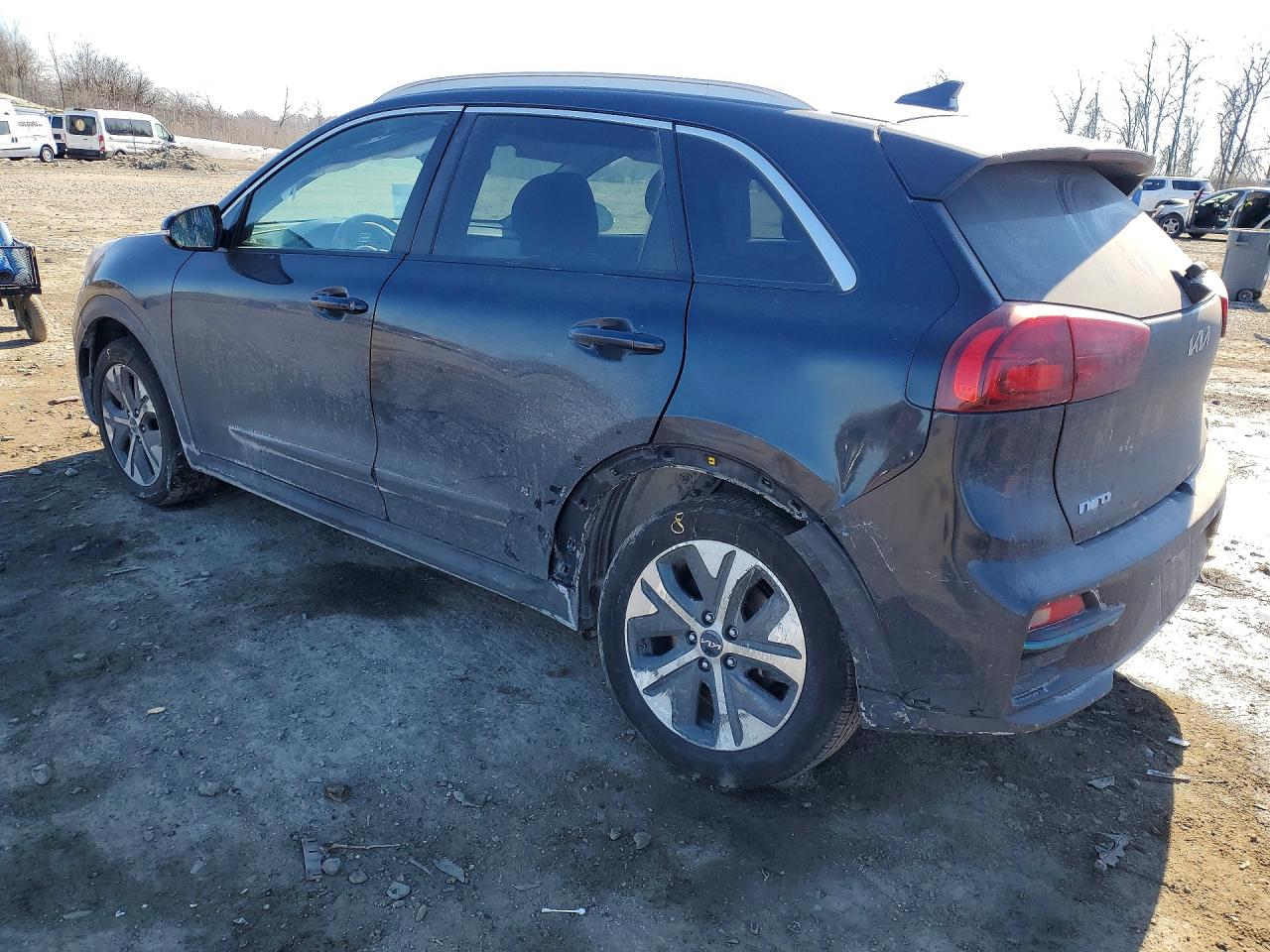 2022 KIA Niro VIN KNDCE3LGXN5144514 photo 2