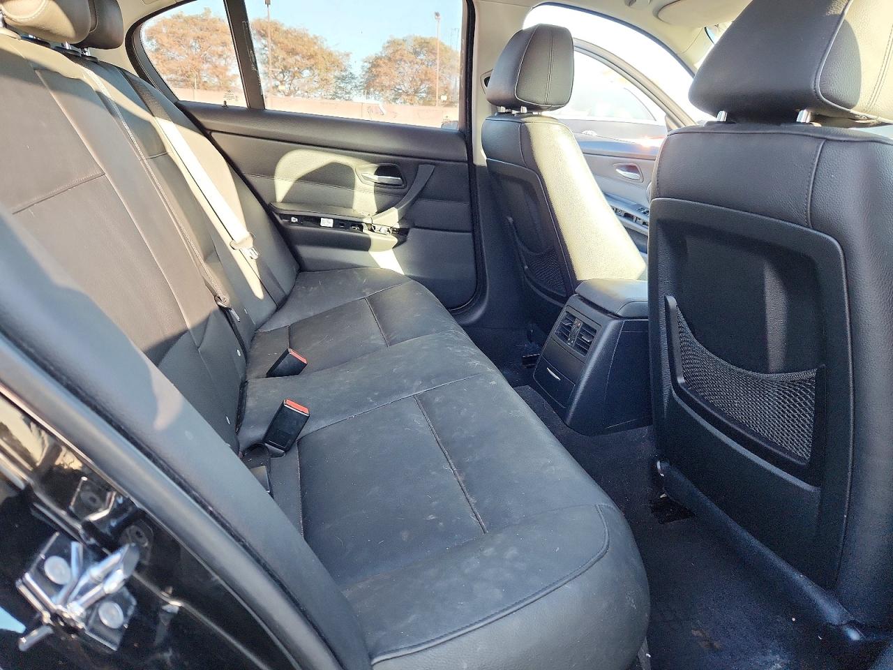 2008 BMW 3 series VIN WBAVC535X8FZ86712 photo 10