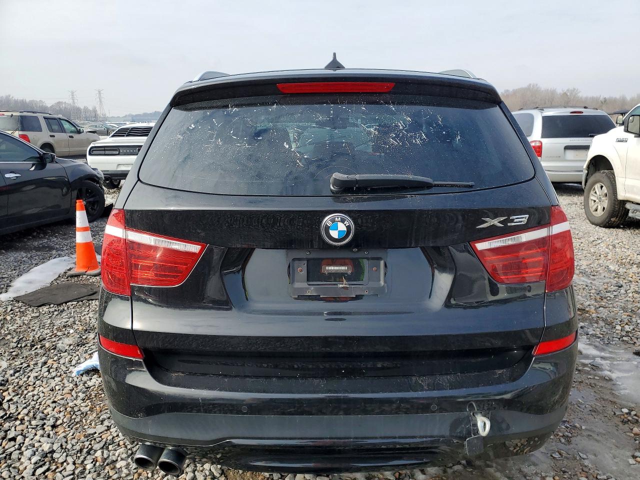2017 BMW X3 VIN 5UXWX9C34H0T25499 photo 6