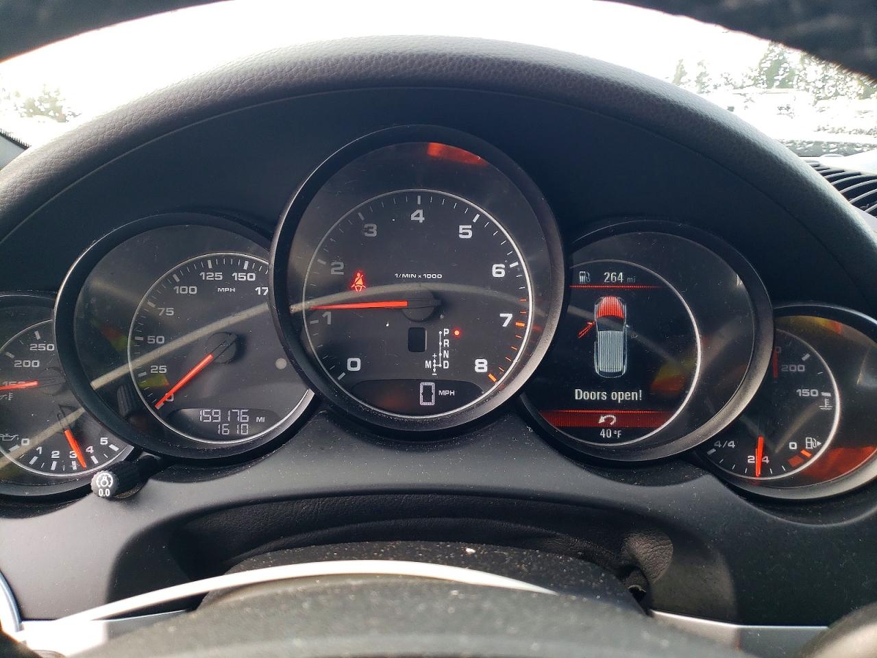 2012 Porsche Cayenne VIN WP1AA2A27CLA10930 photo 9