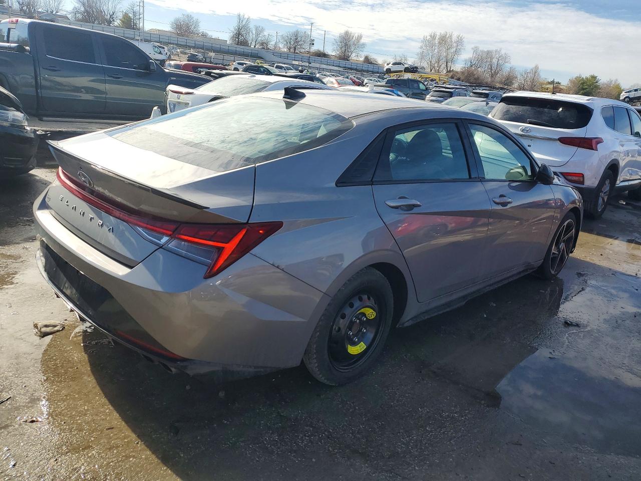 2023 Hyundai Elantra VIN KMHLR4AF6PU404383 photo 3
