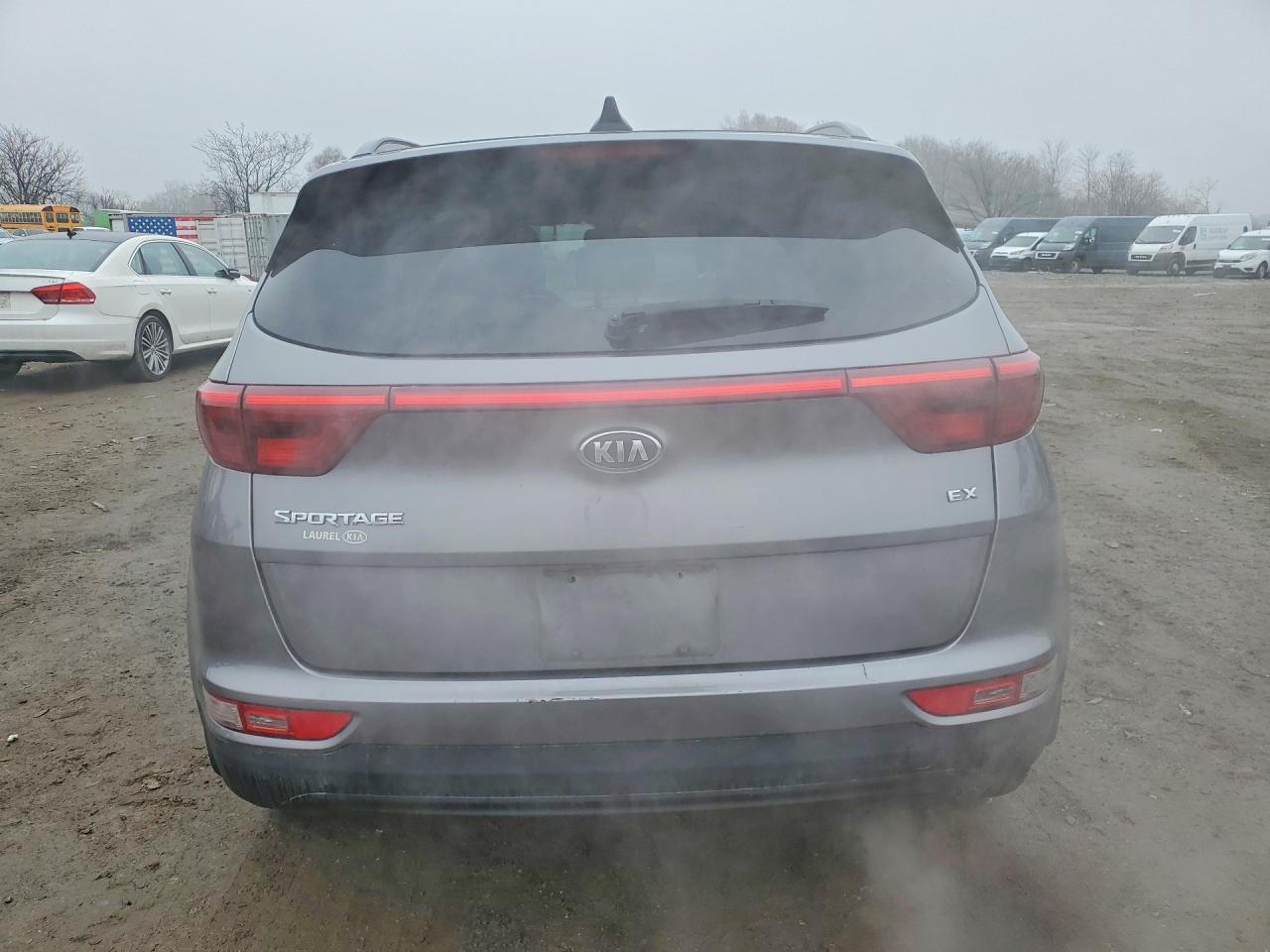 2018 Kia Sportage VIN KNDPNCAC4J7400226 photo 6
