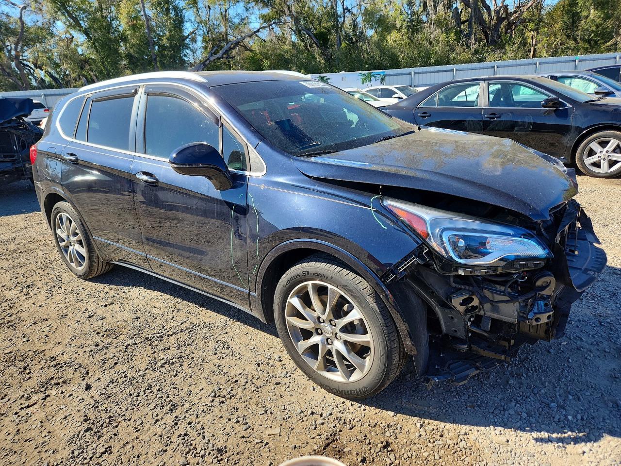 2020 Buick Envision VIN LRBFXCSA9LD155011 photo 4