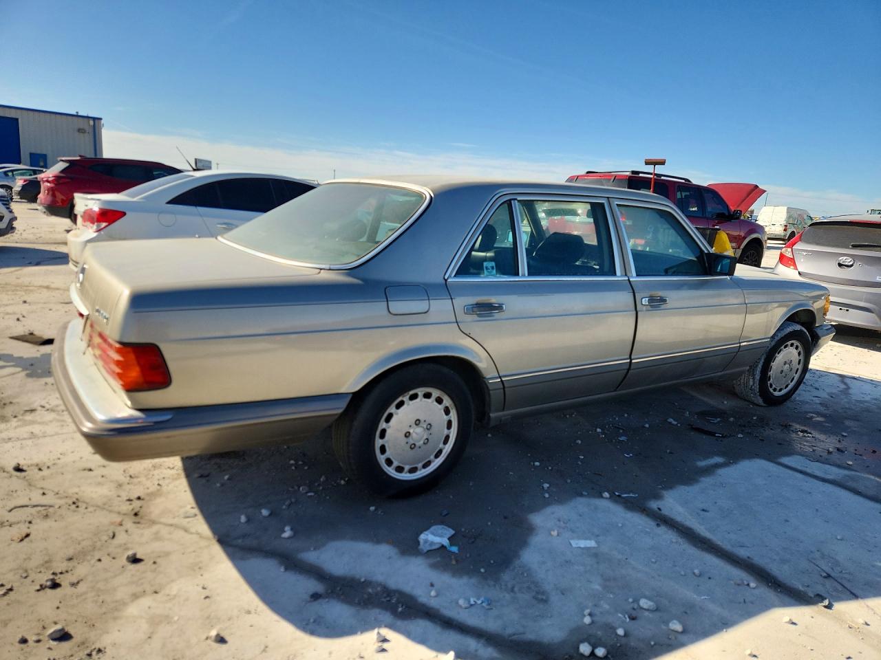 1986 Mercedes 300-class VIN WDBCB25DXGA240741 photo 3