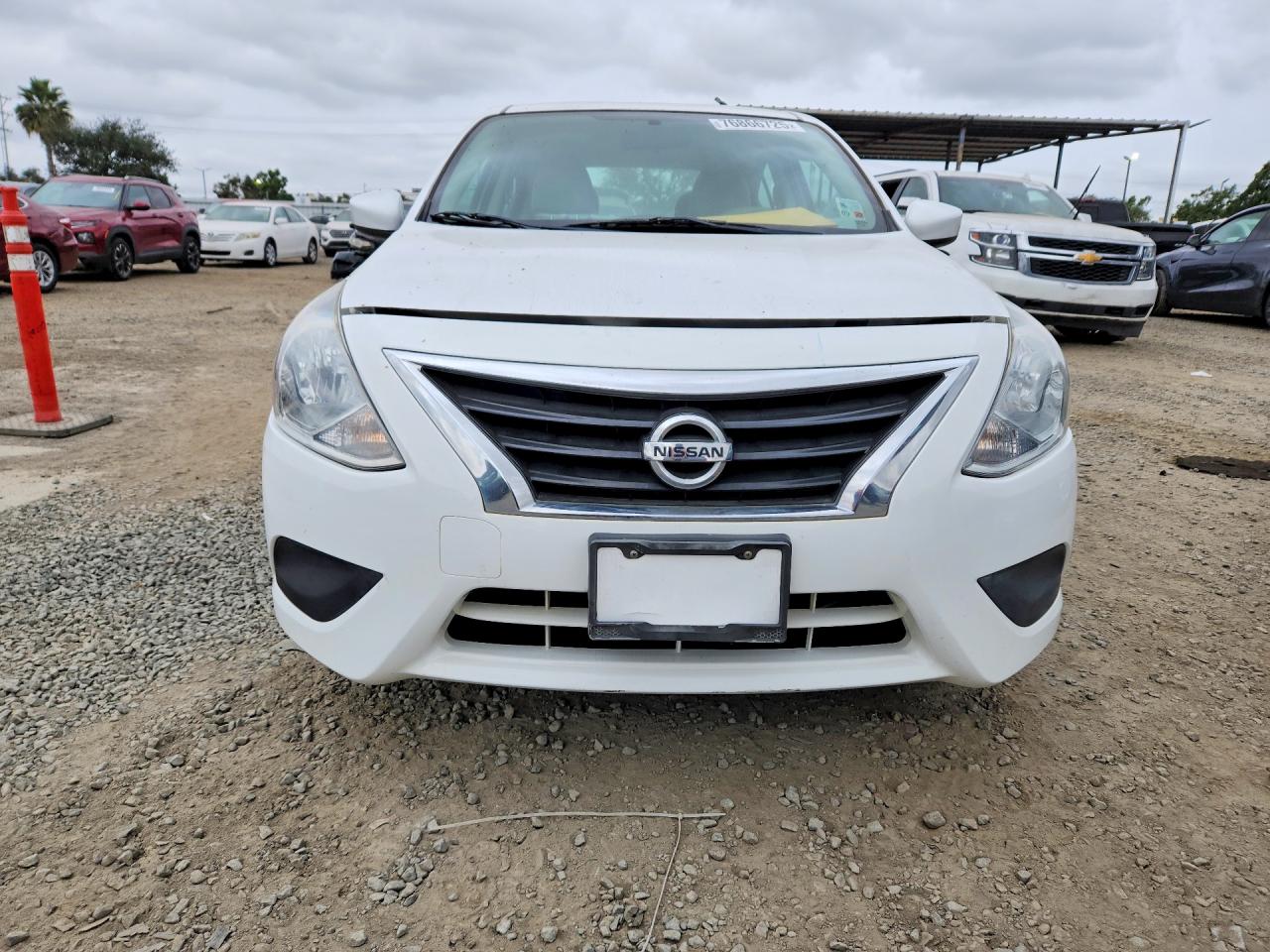 2016 NISS Versa VIN 3N1CN7AP1GL856863 photo 5