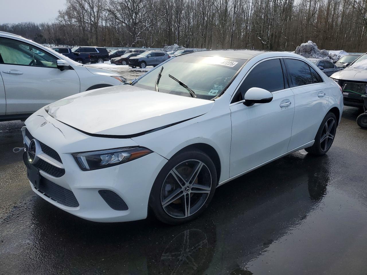 2021 MERCEDES-BENZ A-class VIN W1K3G4FB2MJ301352 photo 1