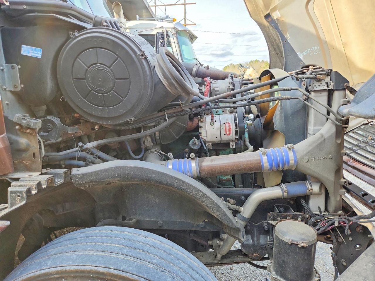 2002 FREIGHTLINER All other VIN 1FUJA6CG12LK06225 photo 7