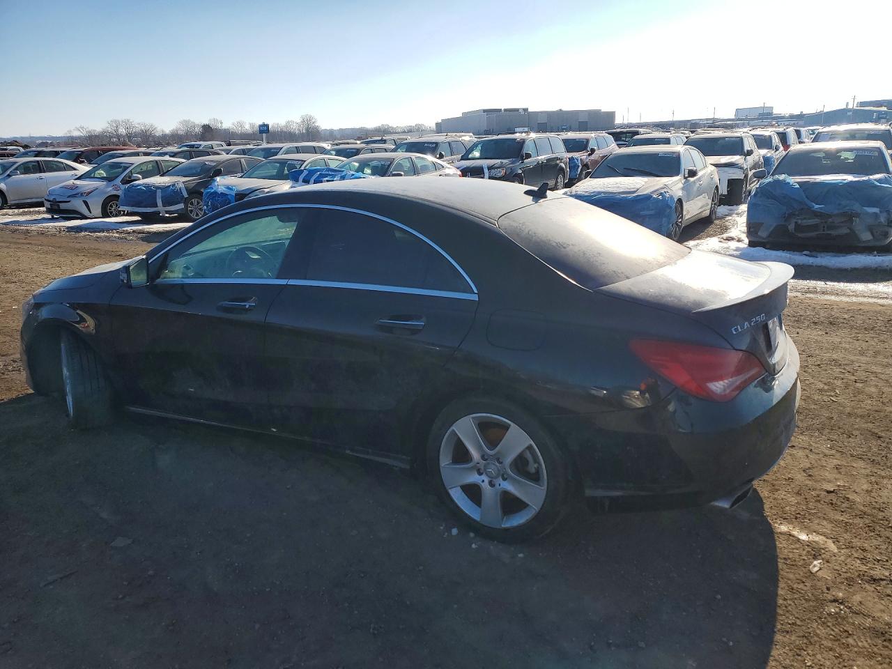 2015 Mercedes-Benz Cla-class VIN WDDSJ4GB9FN173554 photo 2