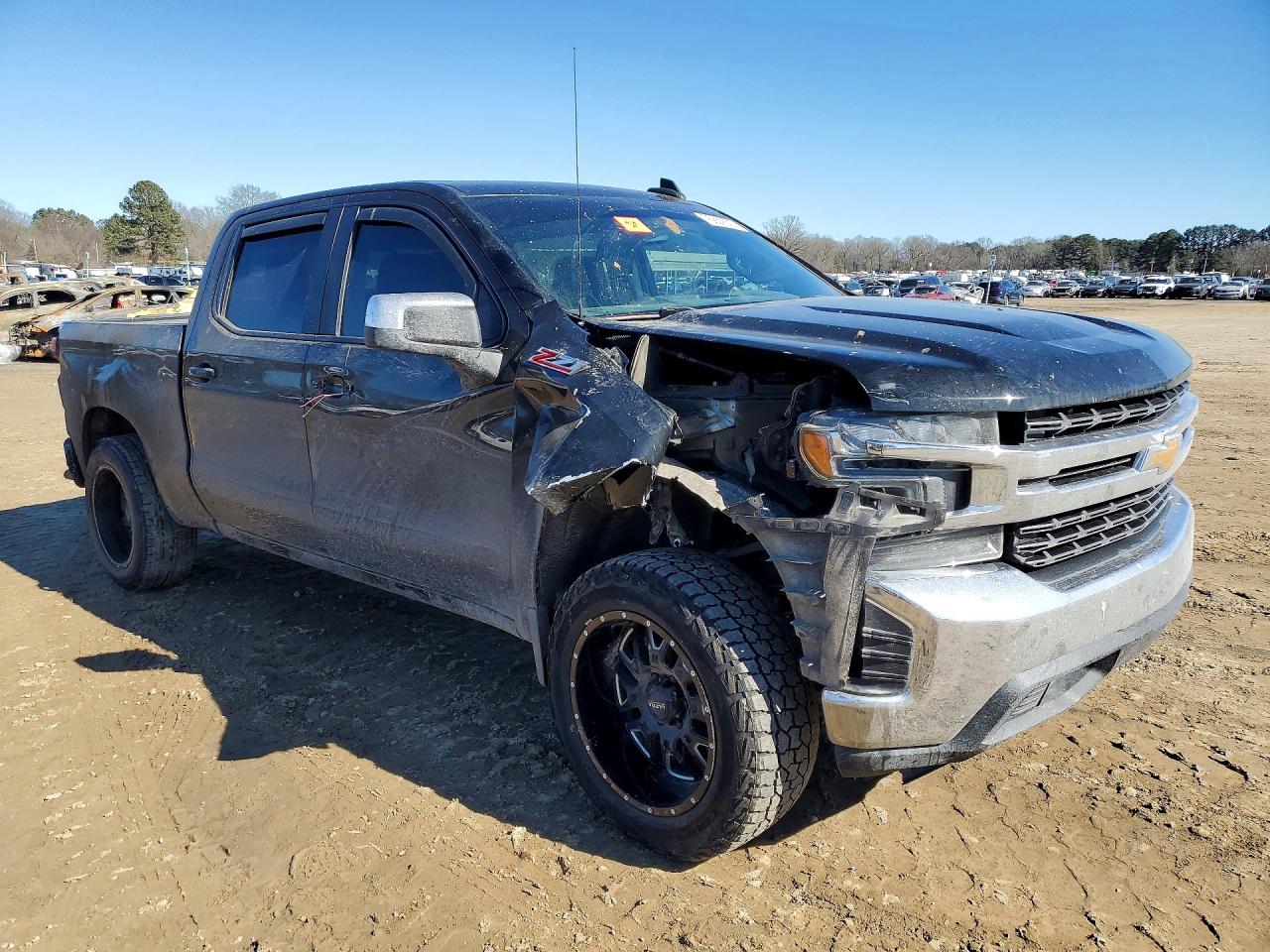 2019 Chevrolet All models VIN 3GCUYDED2KG122886 photo 4