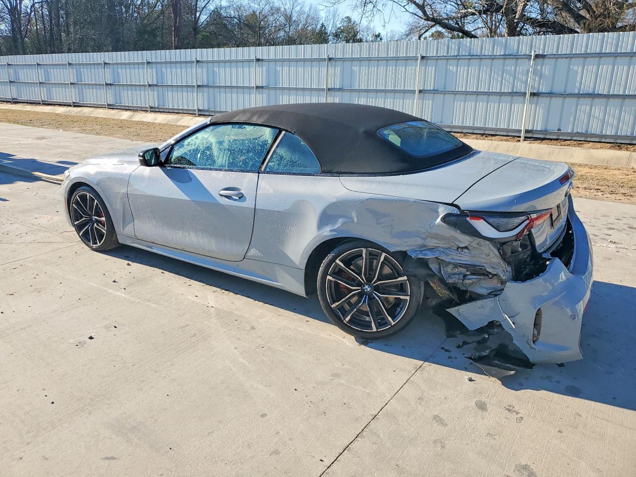 2023 BMW 4 series VIN WBA23AT08PCM52379 photo 2