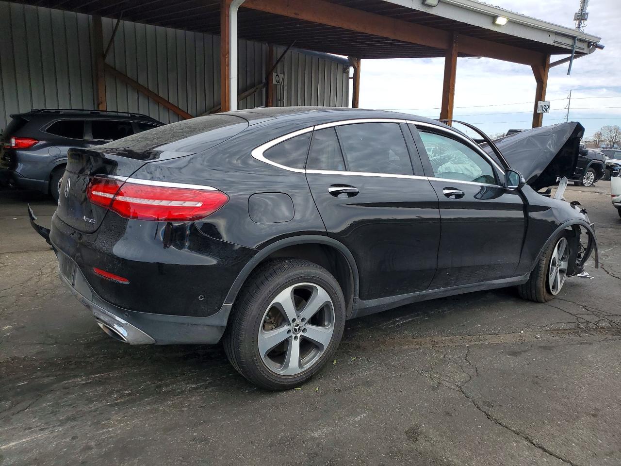 2019 Mercedes-Benz Glc coupe VIN WDC0J4KB2KF486081 photo 3