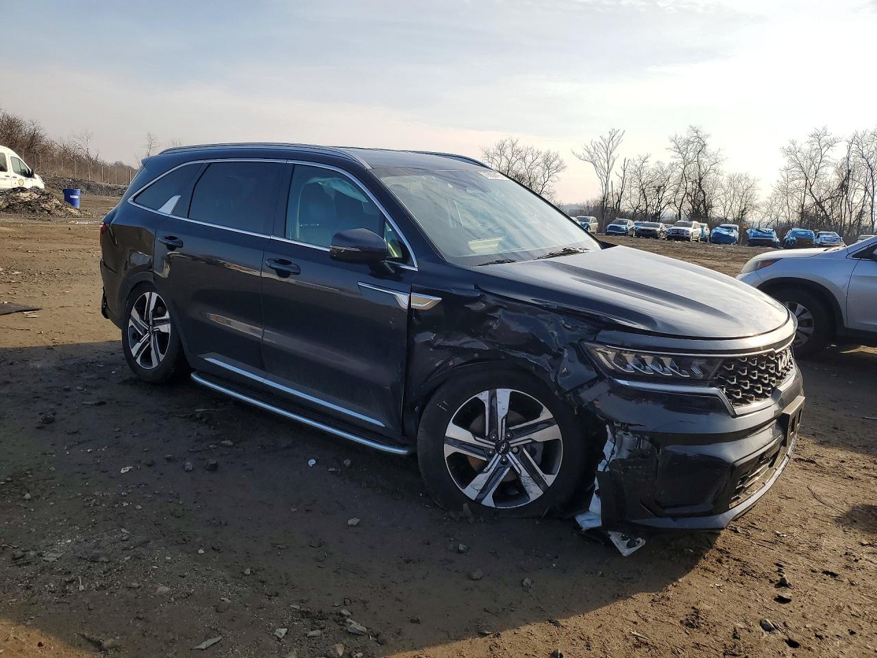 2023 Kia Sorento hybrid VIN KNDRHDLG0P5213379 photo 4
