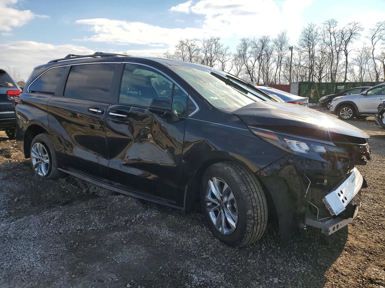 2023 Toyota Sienna VIN 5TDCSKFC8PS101699 photo 4