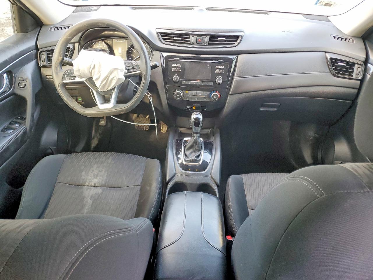 2017 NISSAN Rogue VIN 5N1AT2MV1HC785518 photo 8