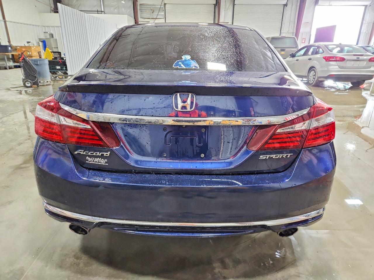 2017 Honda Accord VIN 1HGCR2F53HA235937 photo 6