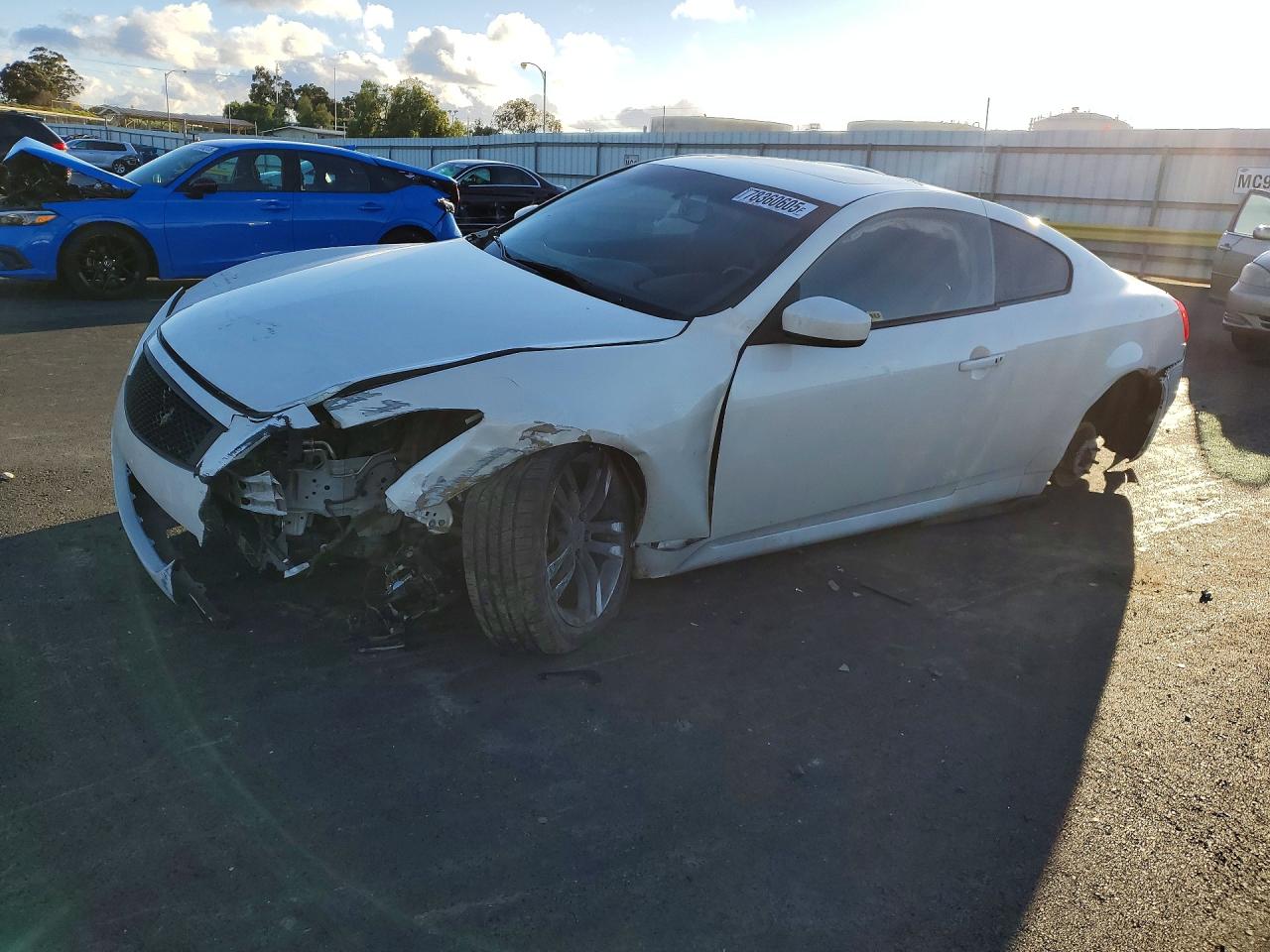 2009 Infiniti G37 VIN JNKCV64F49M650745 photo 1