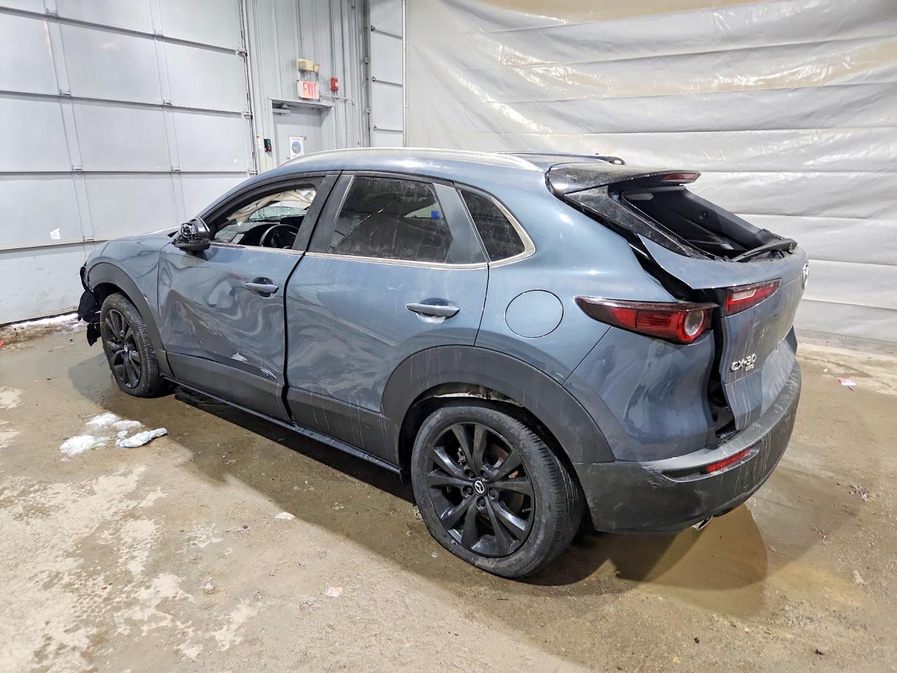 2024 Mazda Cx30 VIN 3MVDMBCM0RM679485 photo 2