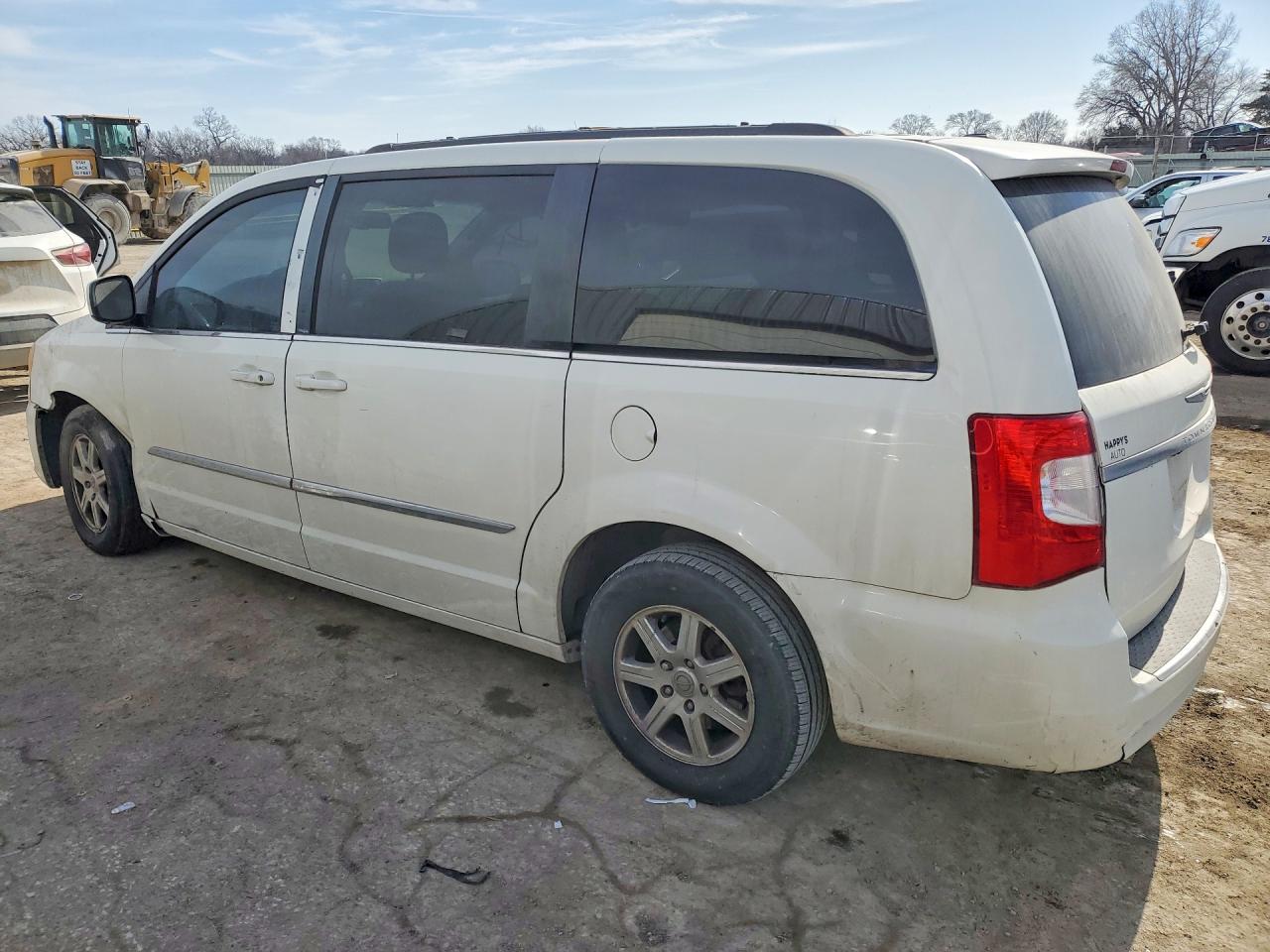 2012 Chrysler Minivan VIN 2C4RC1BG7CR223287 photo 2