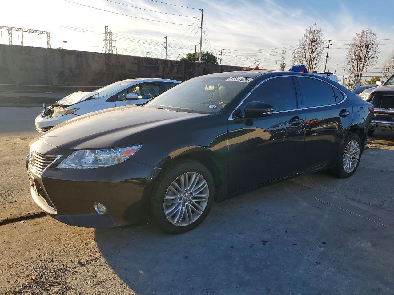 2015 Lexus ES350 VIN JTHBK1GG4F2197018 photo 1